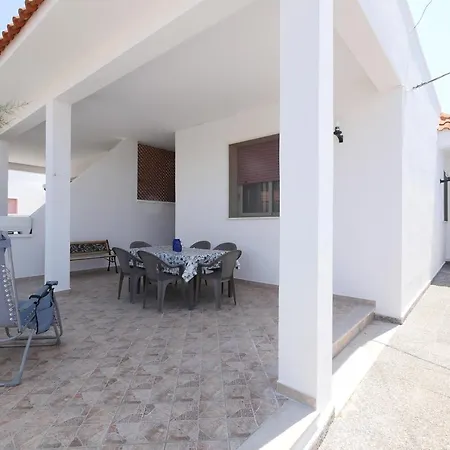 Appartamento A 20 Metri Dalla Spiaggia Torre Lapillo Exterior photo